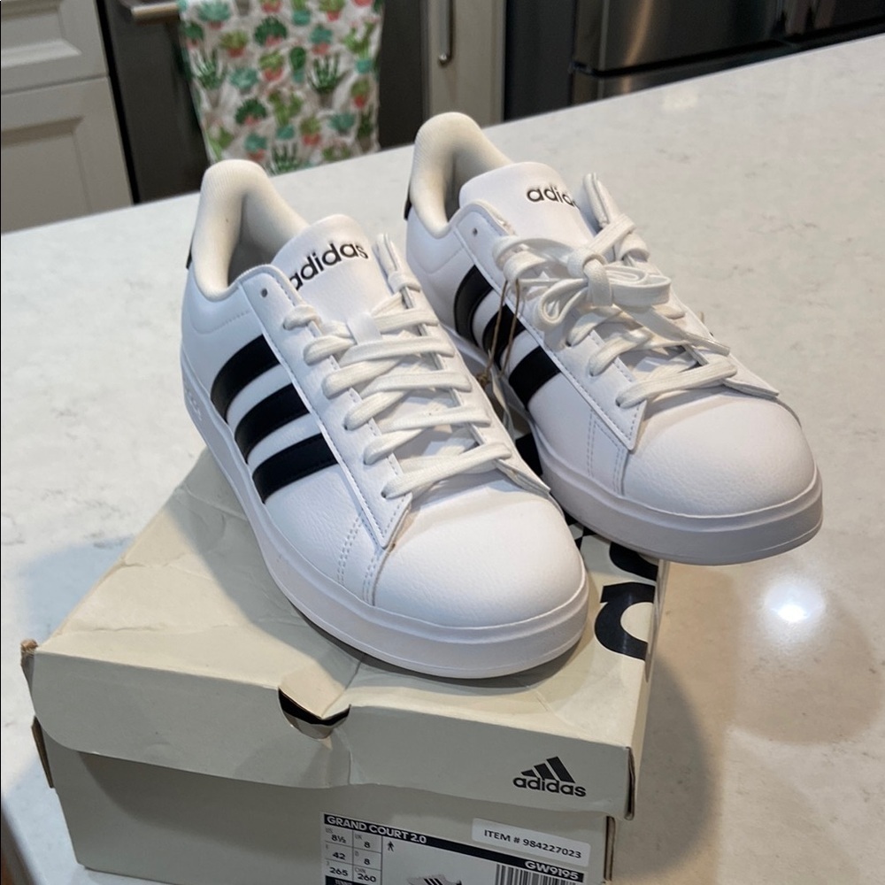 Adidas NIB Men's Grand Court 2.0 Casual Sneakers Size 8.5
